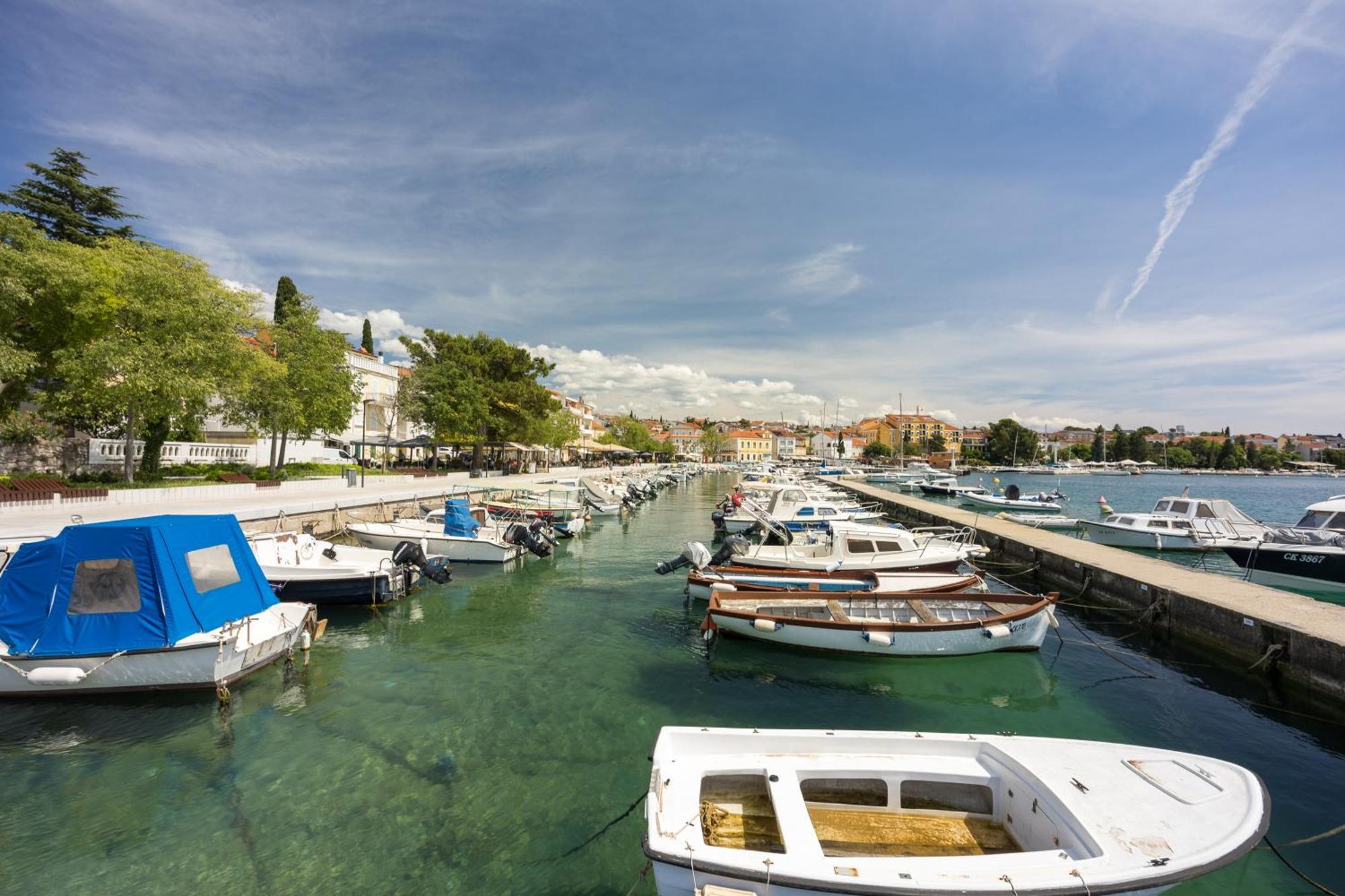 Apartments Cindric Selce Exterior foto